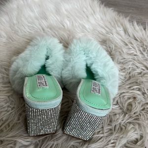 Cape Robbin fur diamond heels size 8.5